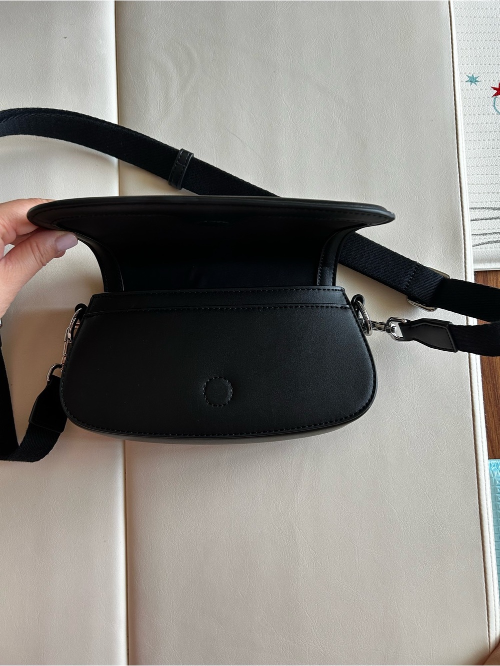 lululemon athletica Black Crossbody Bag with Adjustable Strap